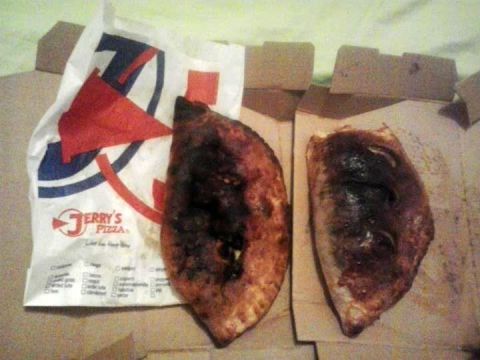 Pizza-Calzone-Jerrys-Pizza